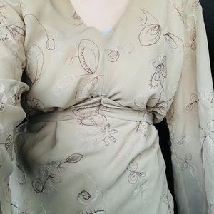 🪴Pennington’s Chiffon Blouse with belt